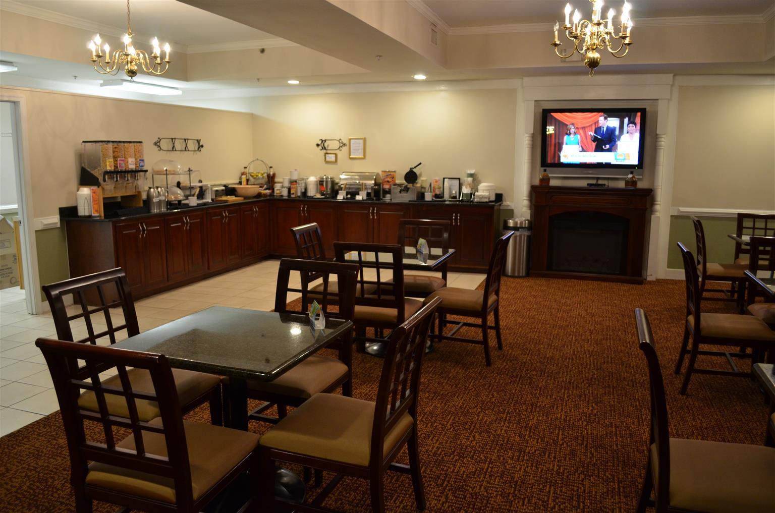 Best Western Plus Governor'S Inn Richmond Midlothian Eksteriør billede